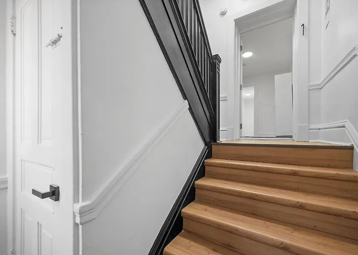 Shadyside 1d Stylish And Cozy Private Bedroom With Shared Bathroom Privatunterkunft *